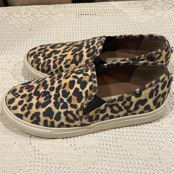 Steve Madden “Safari” Leopard Print Canvas Slip On Boat Shoes, Size 6 - Picture 3 of 8
